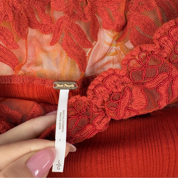 Free People Red Ribbed Lace Off Shoulder Long Sleeve Top Size L - Picture 8 of 12